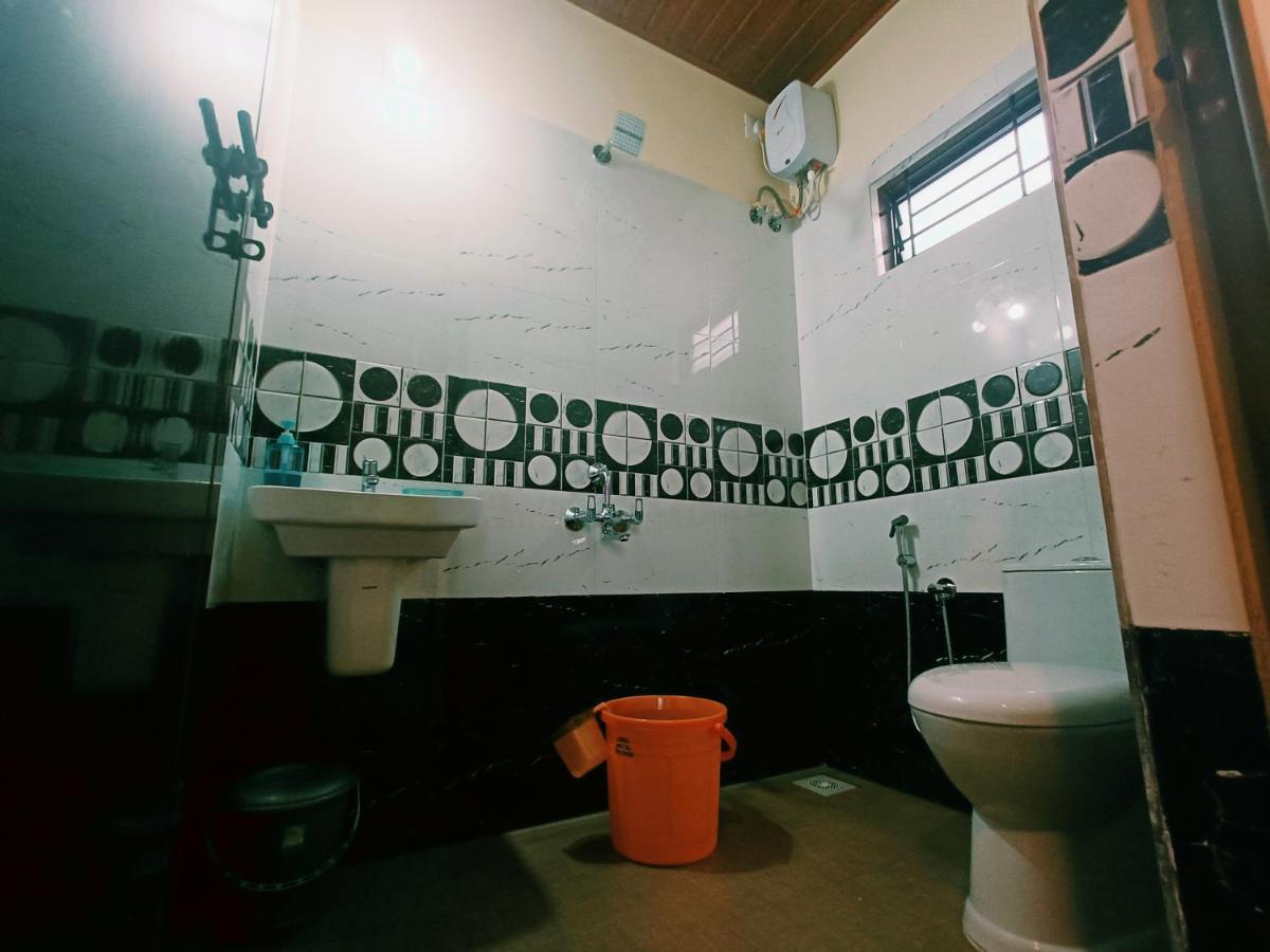Maanyatha Home Stay Manipal Buitenkant foto