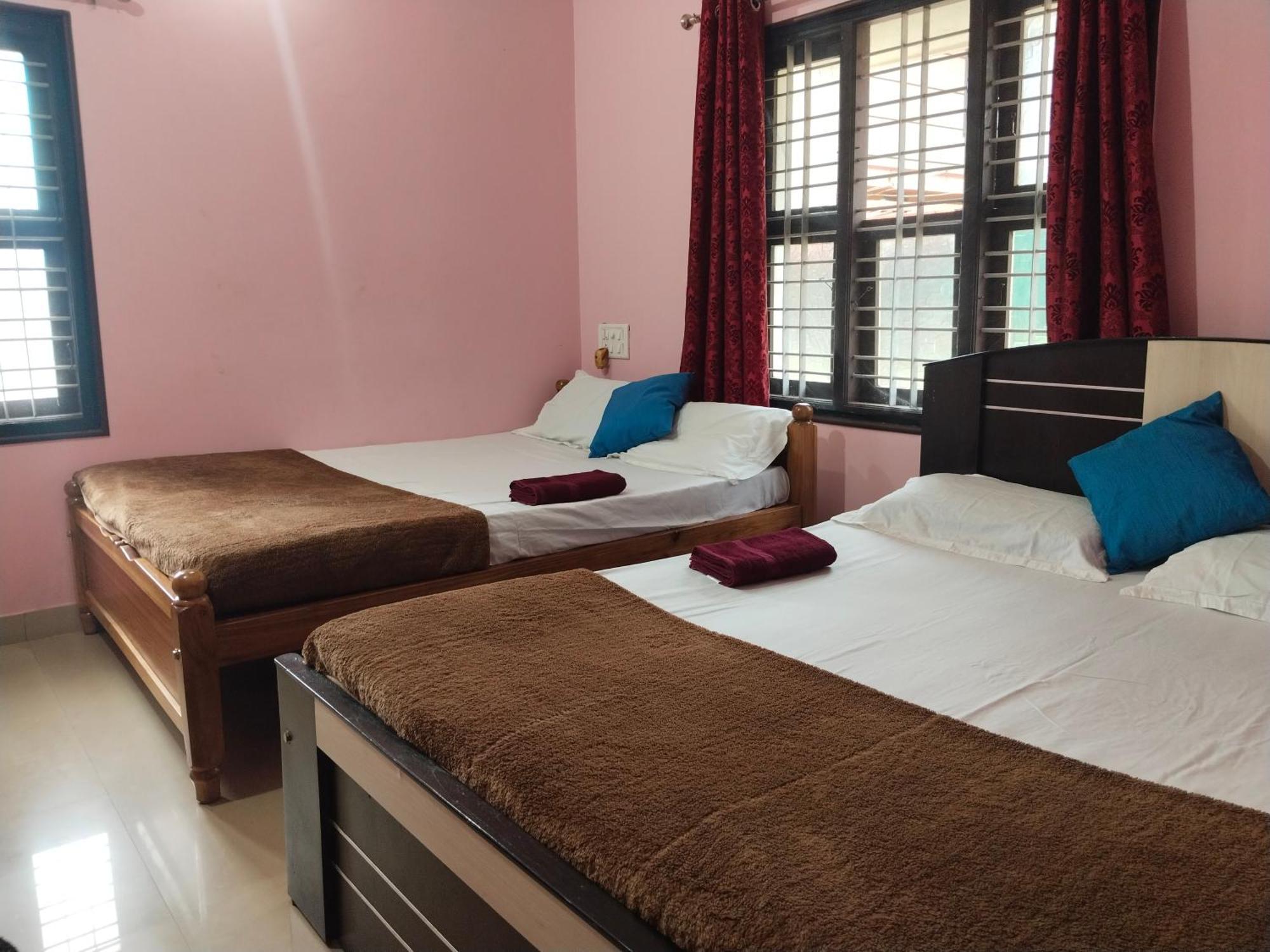 Maanyatha Home Stay Manipal Buitenkant foto